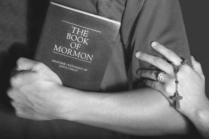 datování mormonka medvěd datování web
