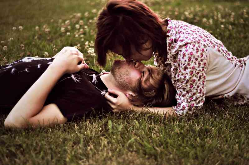 15 moduri de a te îndrăgosti de cineva | Relaţii | June 