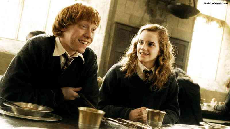 ron și hermione datând în viața reală)