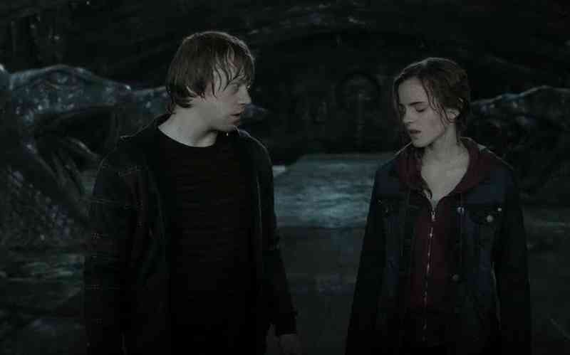 ron și hermione datând în viața reală)